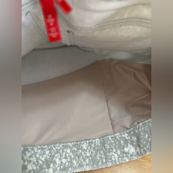 SPANX Marble Print Leggings Size S | Shaping High Rise | Stretch Comfort - Picture 7 of 13